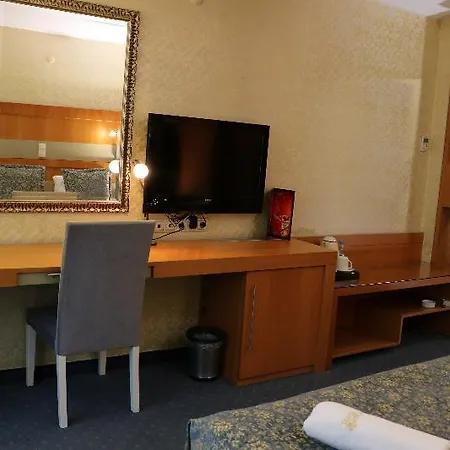 Burcman Hotel